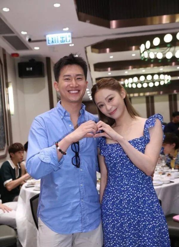 股票配资相 陈星妤恋综撞上大学旧识，友达以上5年破防，公主抱旧片被全网翻出